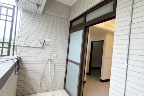 LINE_ALBUM_中興國小亮三房_250512_2