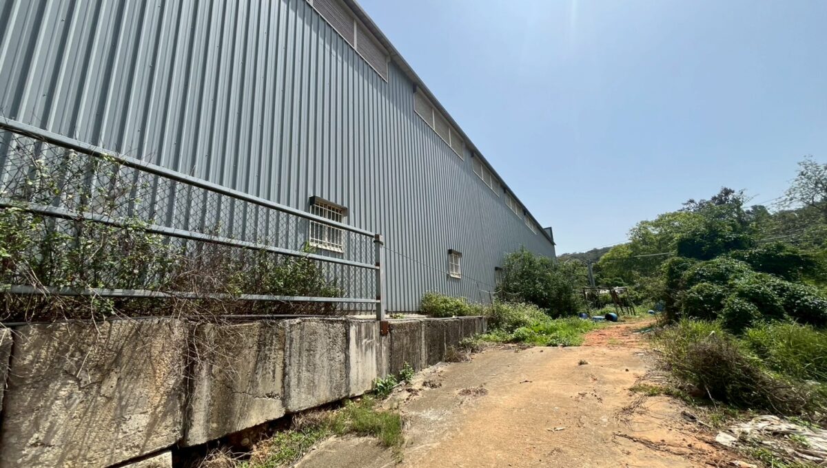 LINE_ALBUM_湖口交流道旁農地廠房_250509_2