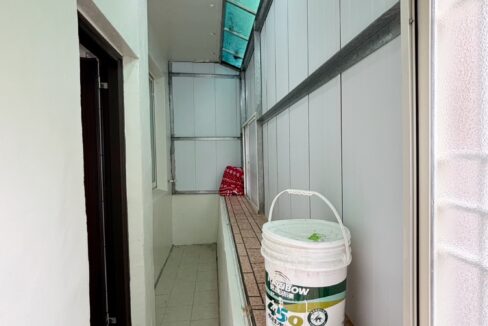 LINE_ALBUM_西區整新公寓_250509_1