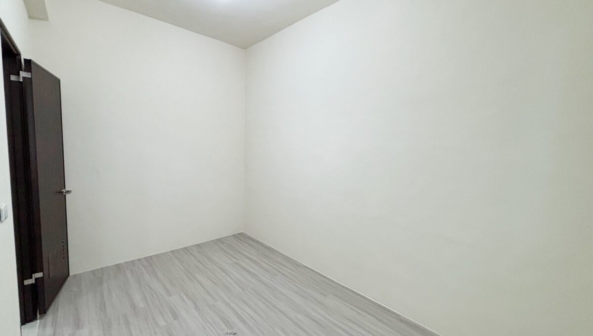 LINE_ALBUM_西區整新公寓_250509_3