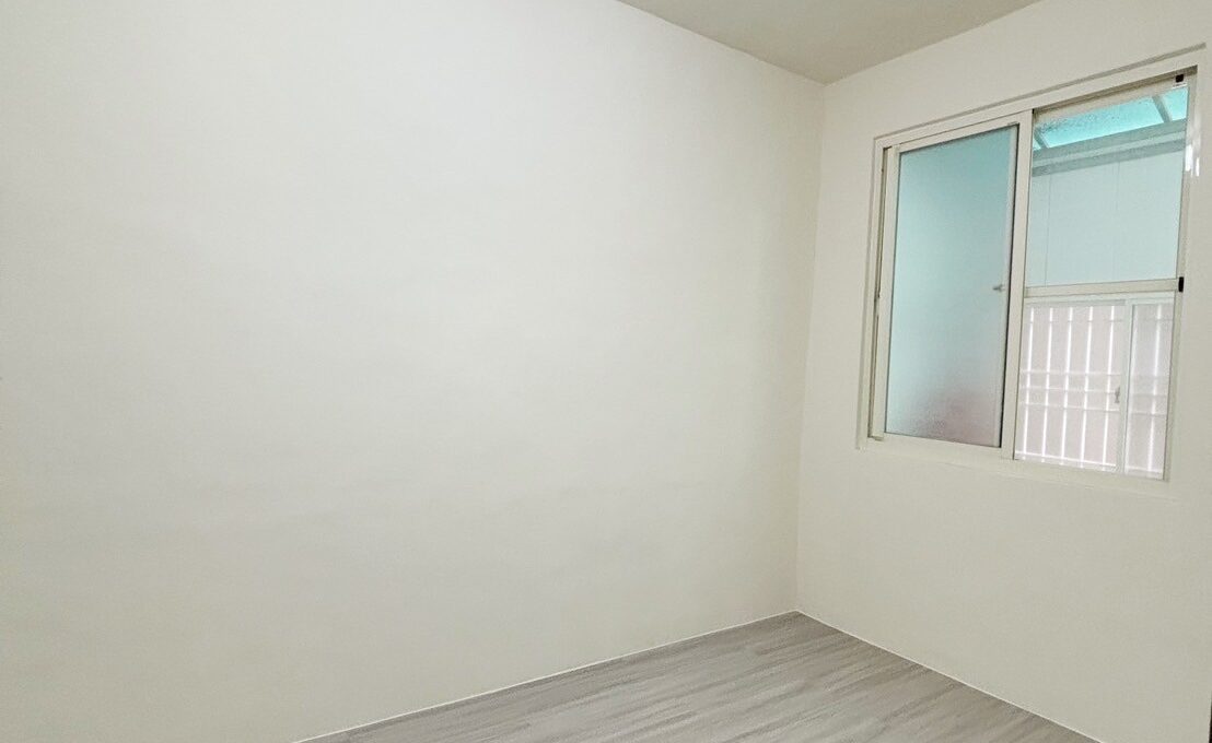 LINE_ALBUM_西區整新公寓_250509_4