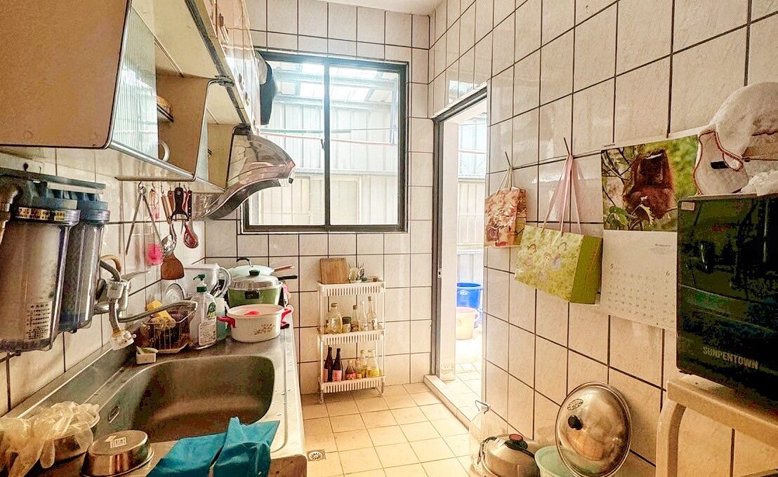 LINE_ALBUM_西區雙陽台3房_250509_8