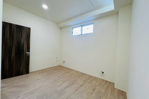 LINE_ALBUM_竹北高鐵1樓平車3房_250627_8