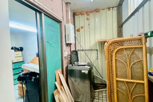 LINE_ALBUM_竹市中華路四段臨路店面$998萬_250611_2