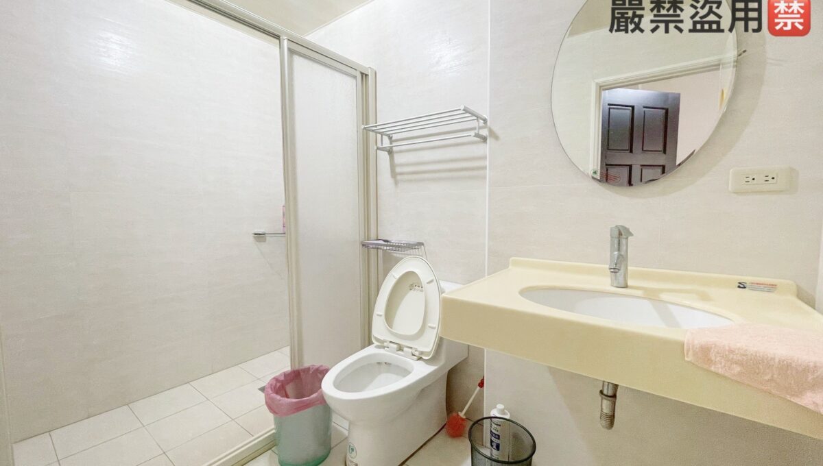 LINE_ALBUM_新庄子孝親雙車美墅_250805_9