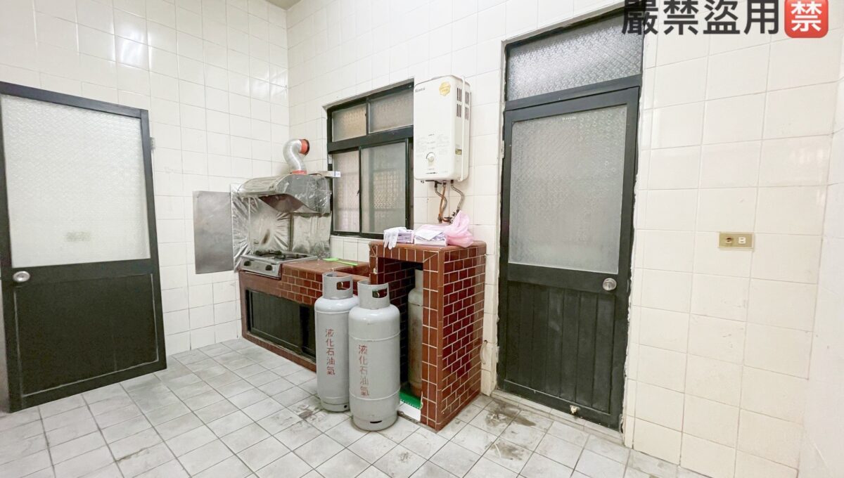 LINE_ALBUM_營區透天_250818_8