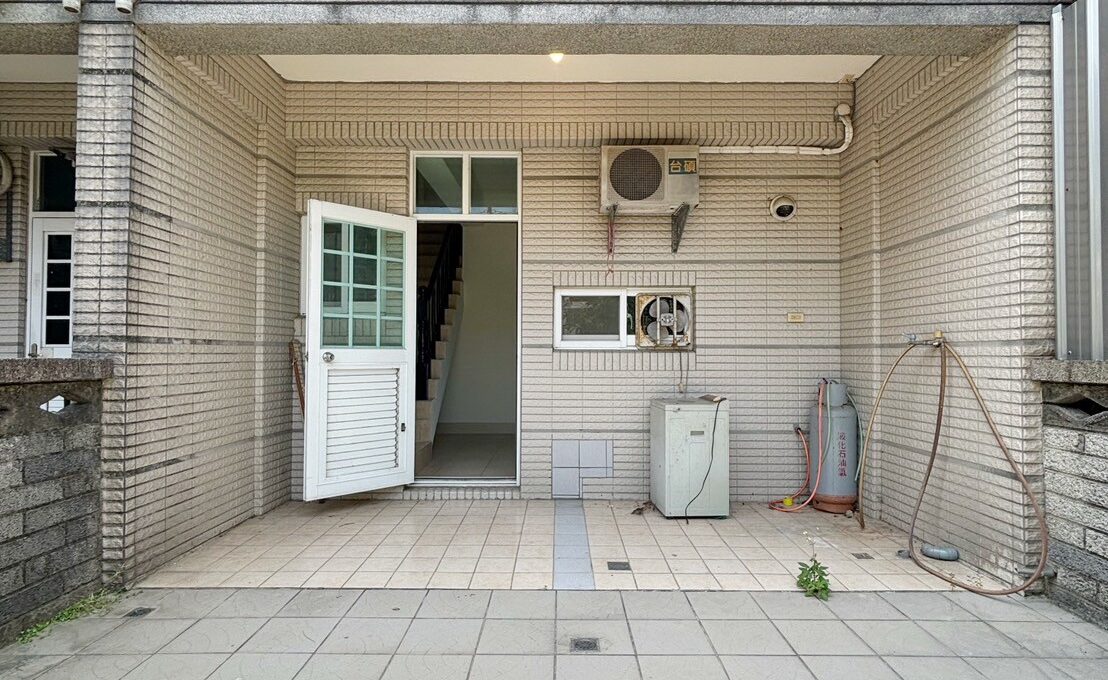 LINE_ALBUM_湖口省道大地坪透天_250901_1