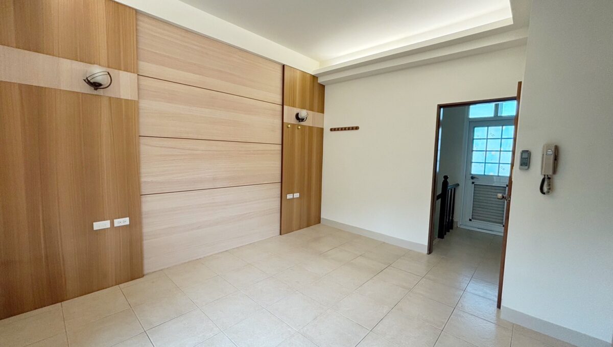 LINE_ALBUM_湖口省道大地坪透天_250901_7