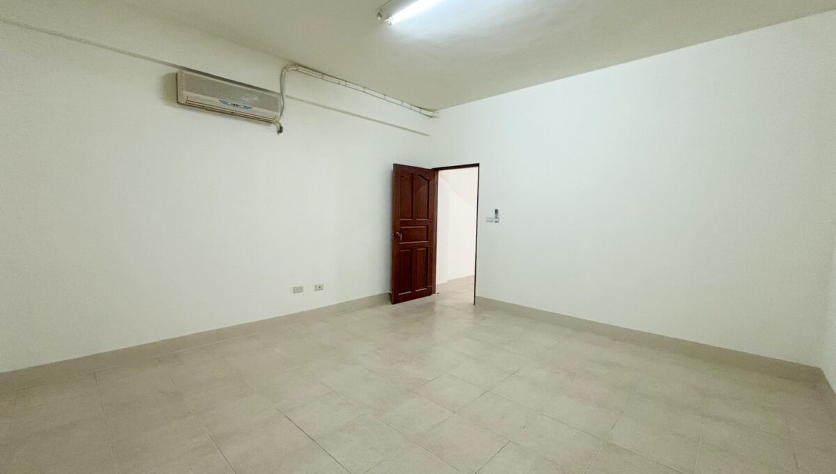 LINE_ALBUM_湖口省道大地坪透天_250901_8