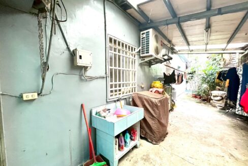 LINE_ALBUM_近高鐵大地坪透天_250923_2