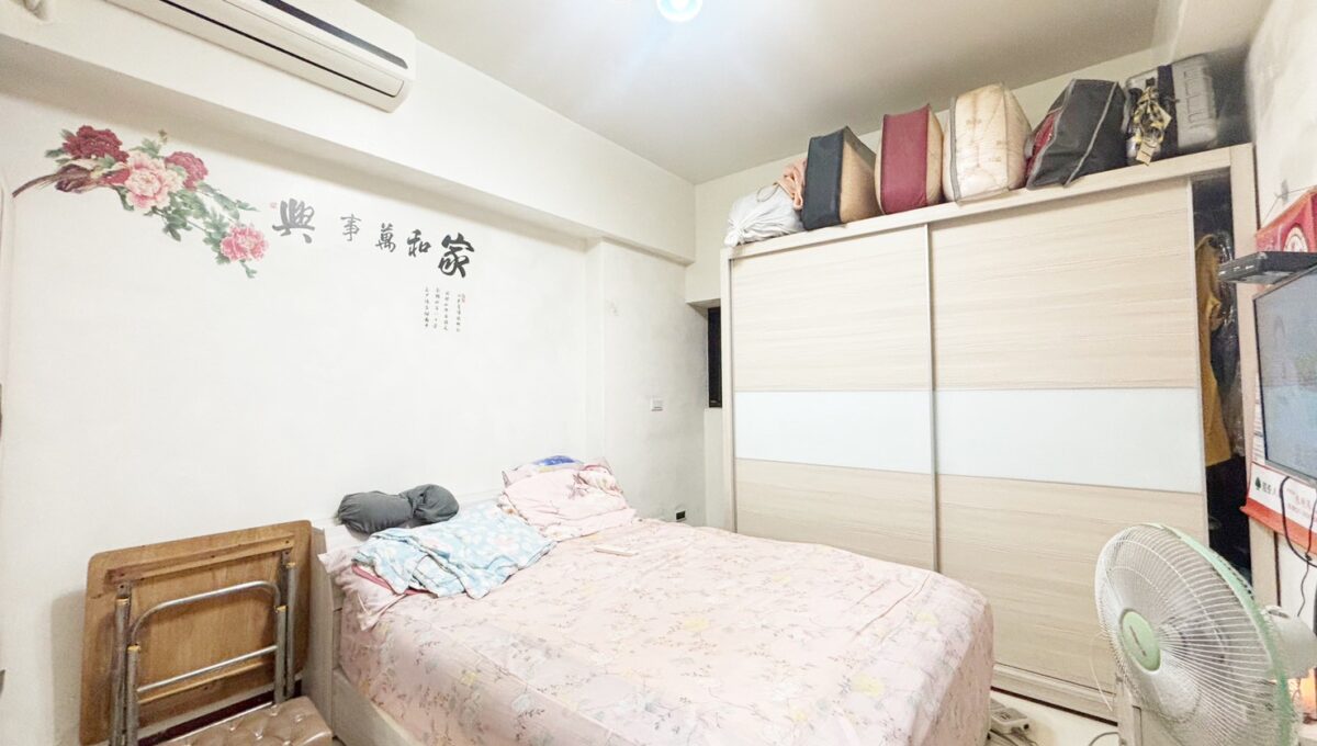 LINE_ALBUM_中興國小雙車臨路一樓_251020_5