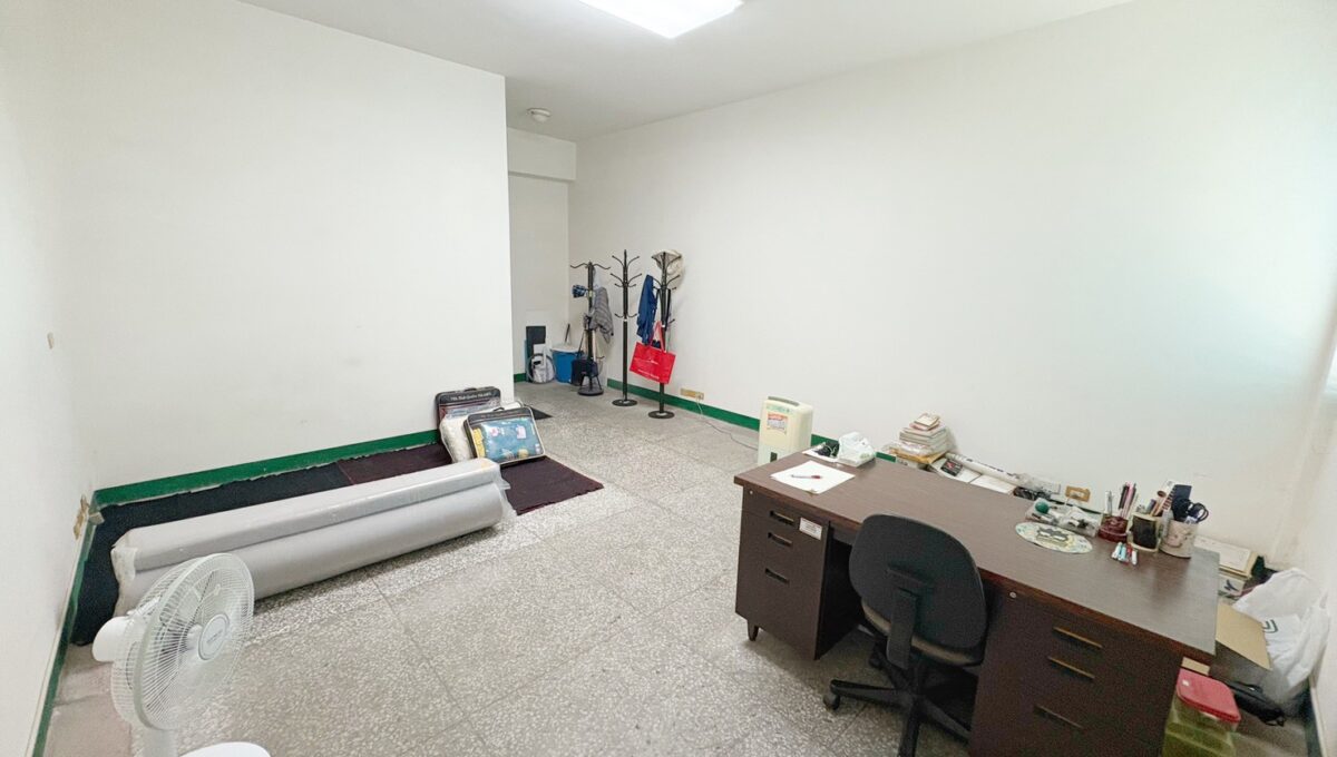 LINE_ALBUM_多用途住店_251023_5