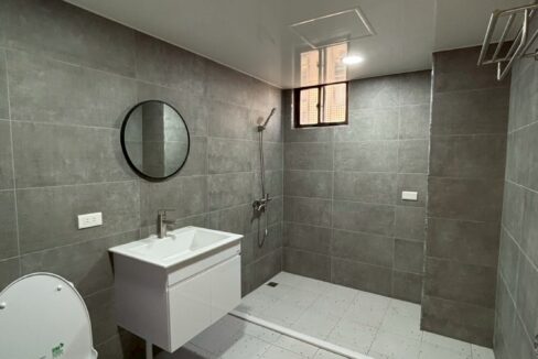 LINE_ALBUM_成功圓明園3房車位華厦_251015_2