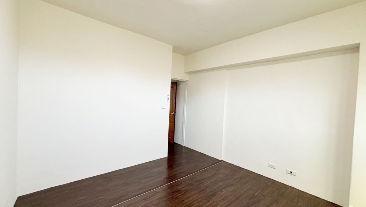 LINE_ALBUM_新豐松林健身大坪數車位公寓_251023_5