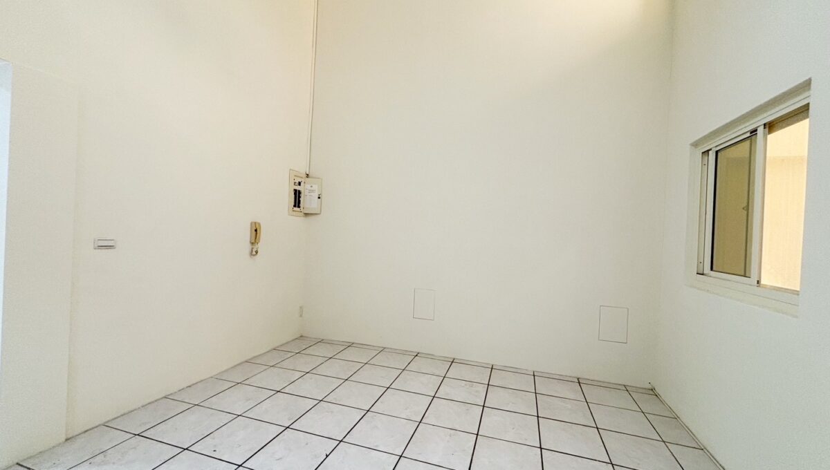 LINE_ALBUM_新豐松林健身大坪數車位公寓_251023_8