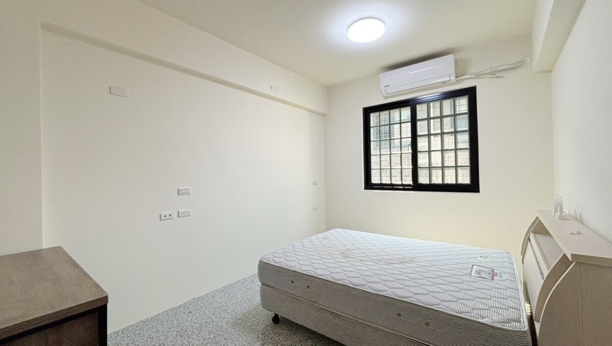 LINE_ALBUM_王爺壟前院雙車別墅_251015_4