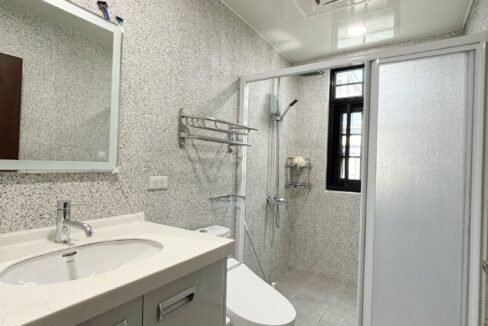 LINE_ALBUM_王爺壟前院雙車別墅_251015_5