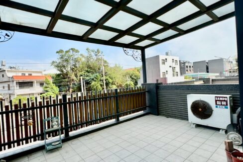 LINE_ALBUM_王爺壟臨路電梯墅_251002_11