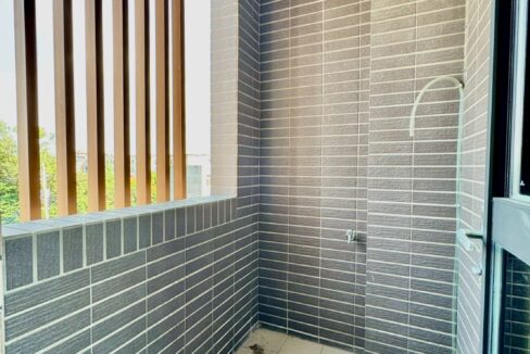 LINE_ALBUM_王爺壟臨路電梯墅_251002_4