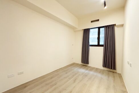 LINE_ALBUM_理享城2房平車大厦_251024_4