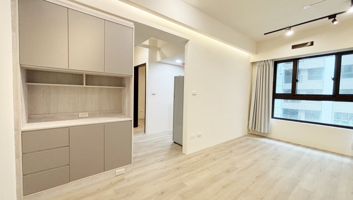 LINE_ALBUM_理享城2房平車大厦_251024_6