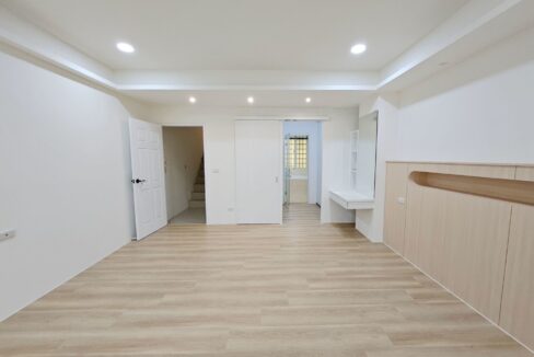 LINE_ALBUM_花田錦厝（近湖口前院停車別墅）_251002_9