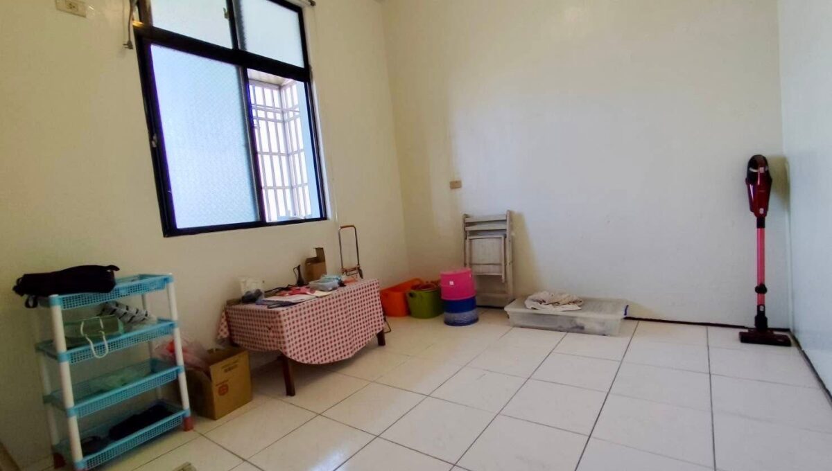 LINE_ALBUM_大智路_251107_1