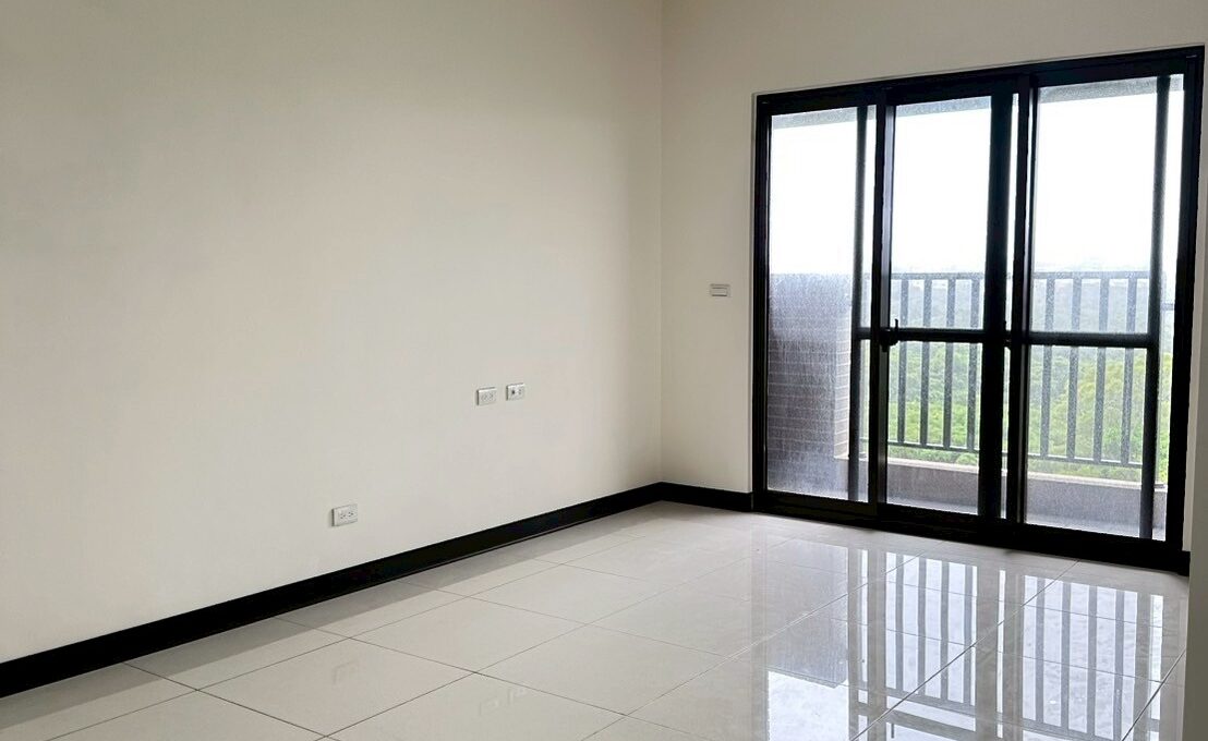 LINE_ALBUM_心豐花園平車3房_251113_10