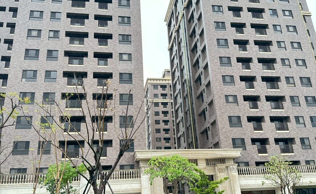 LINE_ALBUM_心豐花園平車3房_251113_2