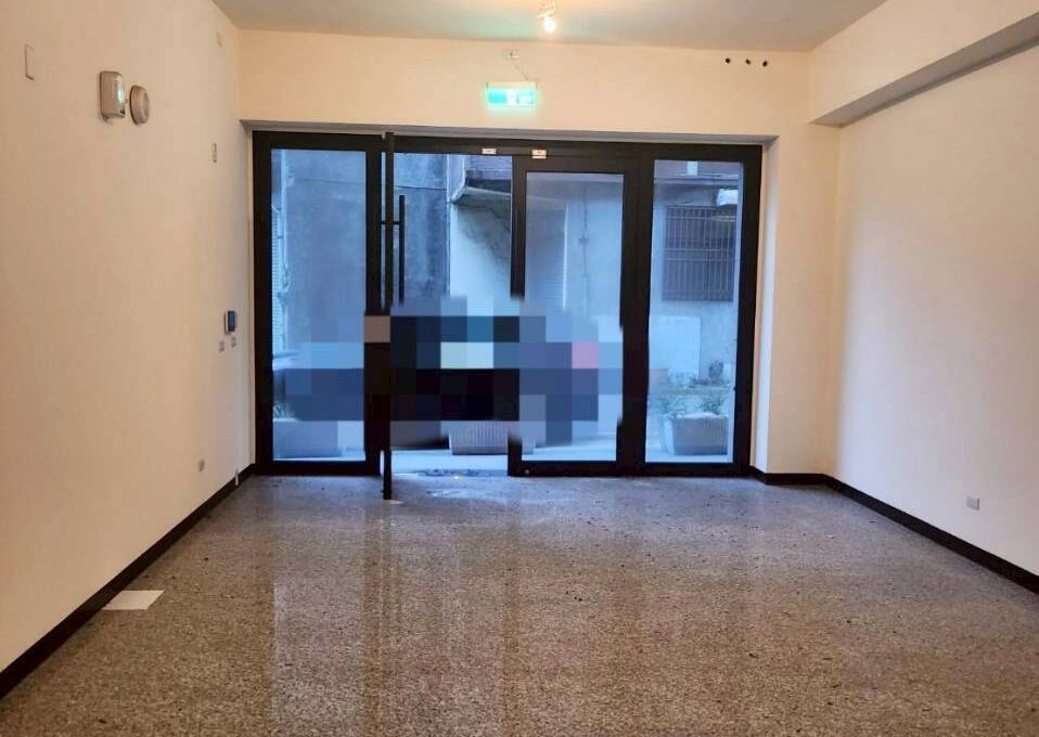 LINE_ALBUM_新豐建興路一段金店面_251113_6