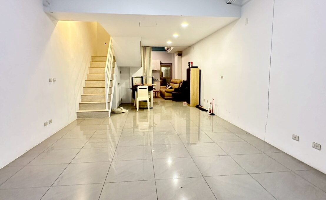 LINE_ALBUM_新豐籃球場透天_251124_16