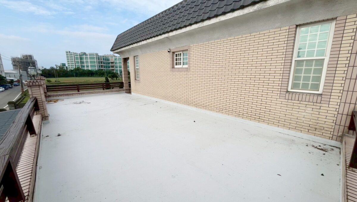 LINE_ALBUM_景碩科技旁大地坪農舍_251122_1