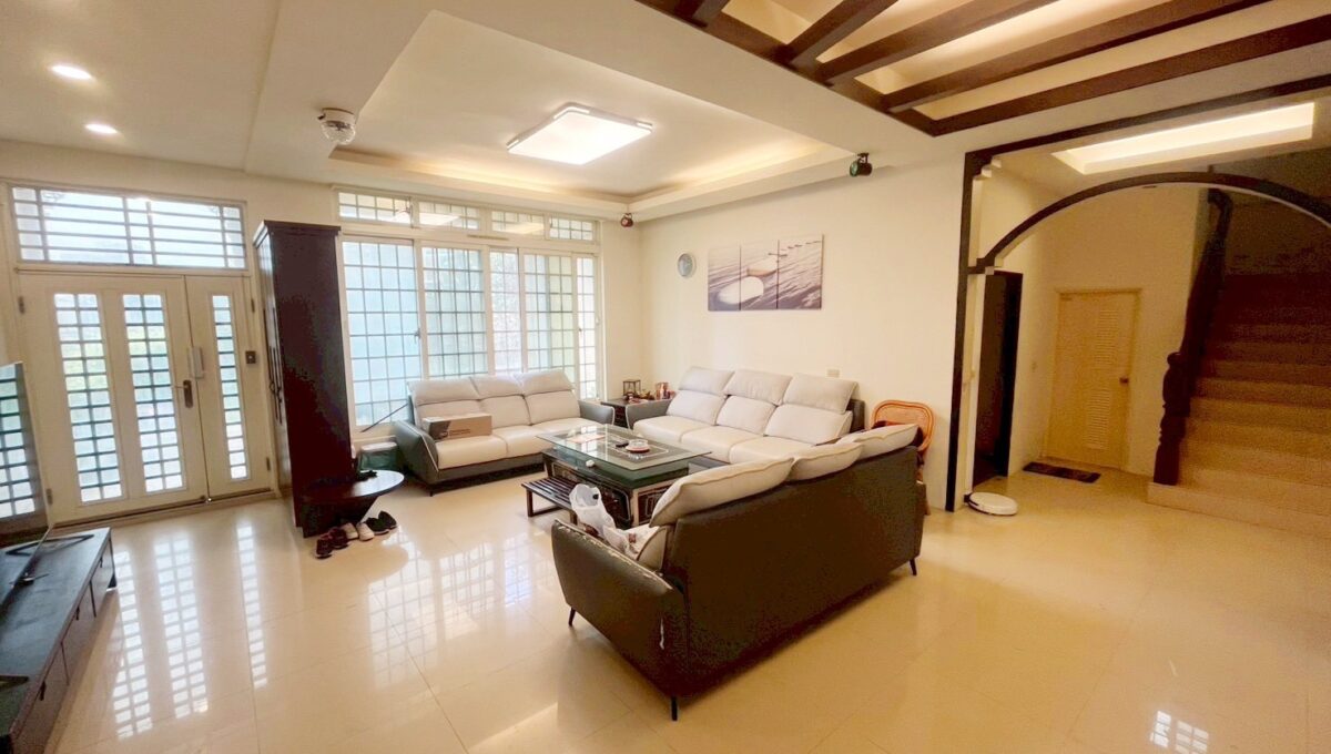 LINE_ALBUM_景碩科技旁大地坪農舍_251122_5