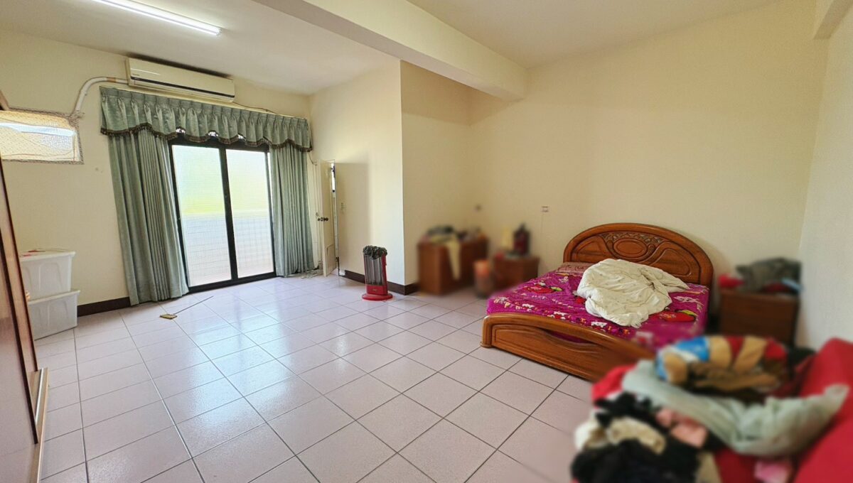 LINE_ALBUM_湖口後站大透天（明德街）_251117_13