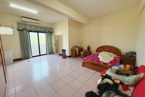 LINE_ALBUM_湖口後站大透天（明德街）_251117_13