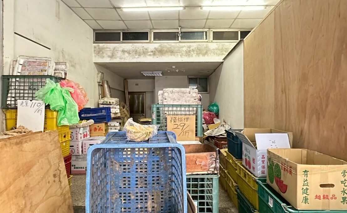 LINE_ALBUM_金雞母店面（B)_251117_12