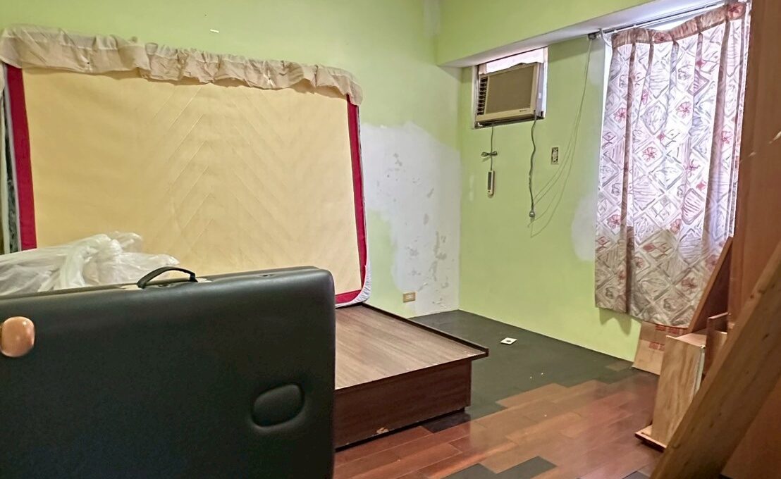 LINE_ALBUM_金雞母店面（B)_251117_7