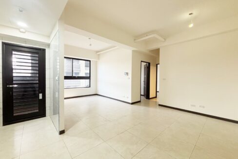 LINE_ALBUM_合新詠遇明亮2房車位大厦_251128_6